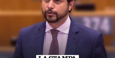 Benifei: “Per convivere con il Covid-19 bisogno di un database europeo sul virus”